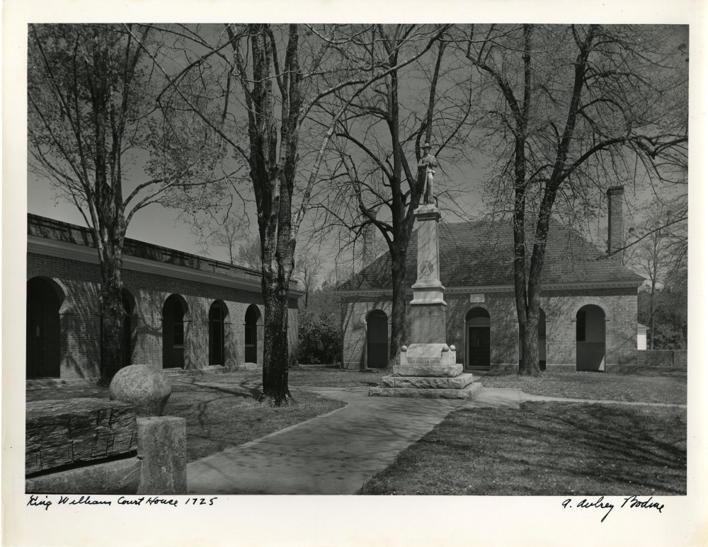 33-032 (click for large image)